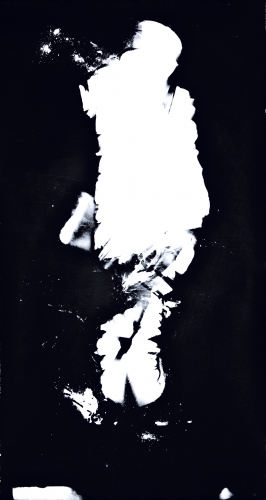 <strong>1962/7, III/VII</strong><br /><strong>23. 8. 2001</strong><br />gelatin silver bromide photographic paper, frame (rubber from the tires of mine transport vehicles), 107 × 200,2 × 5 cm