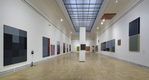 <strong>PAST AND FUTURE PRESENCES</strong><br /><strong>House of Art, Ostrava, 22. 01. — 23. 03. 2025</strong> | curator: Petr Vaňous<br />view of the part exhibition Portraits+ (left) and Landscapes, photo: Roman Polášek